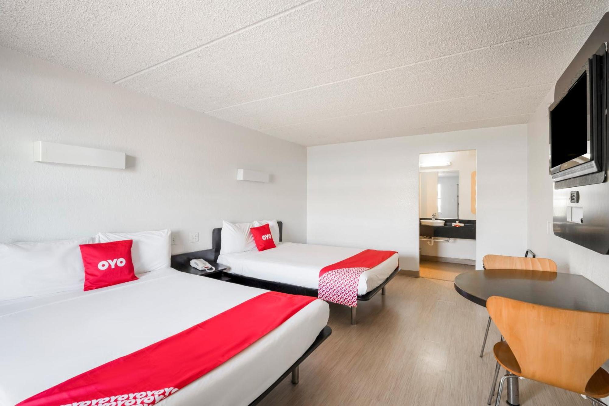 Oyo Hotel Houston Katy Freeway Екстер'єр фото