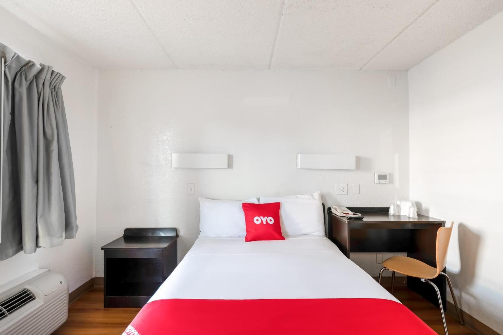 Oyo Hotel Houston Katy Freeway Екстер'єр фото