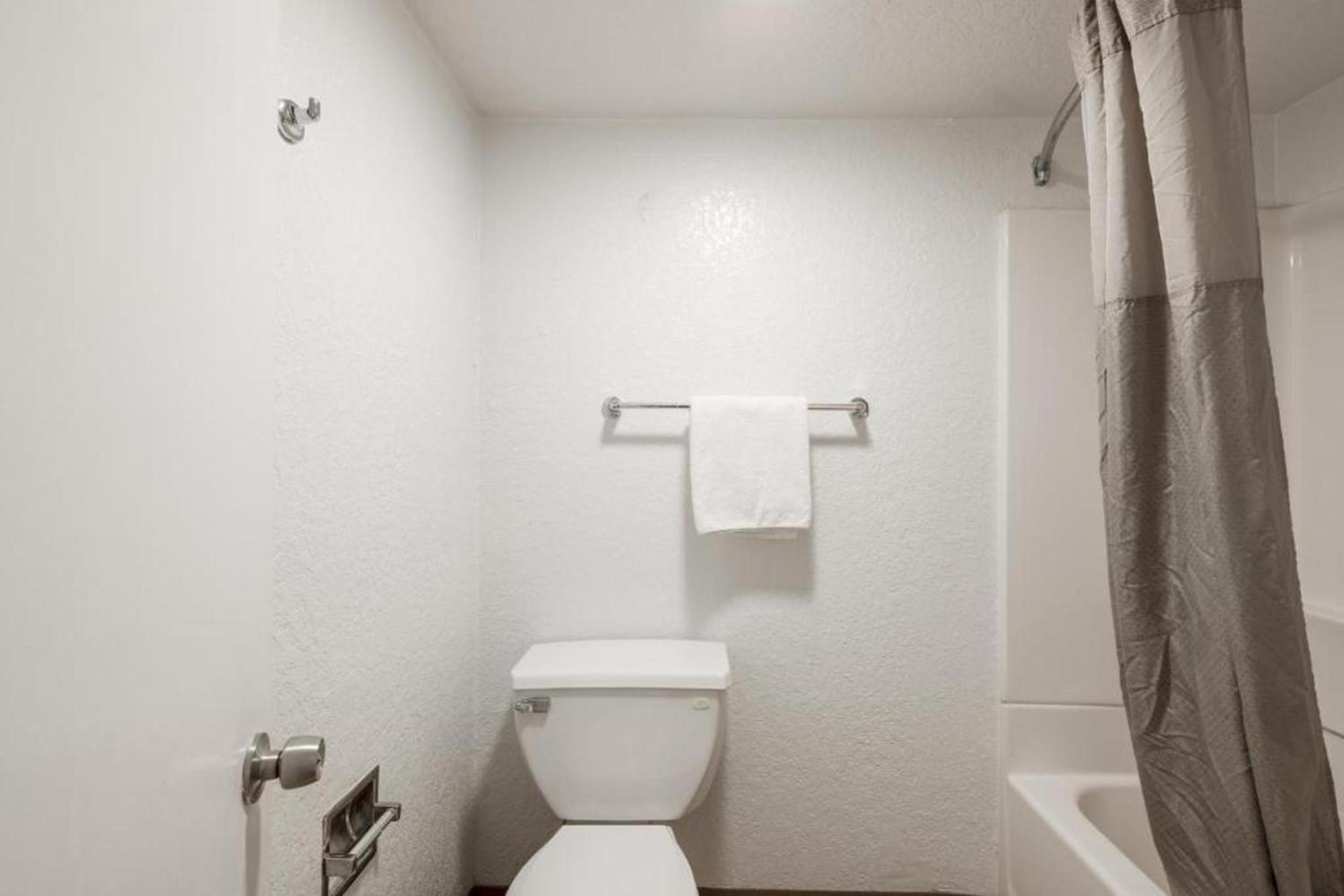 Oyo Hotel Houston Katy Freeway Екстер'єр фото