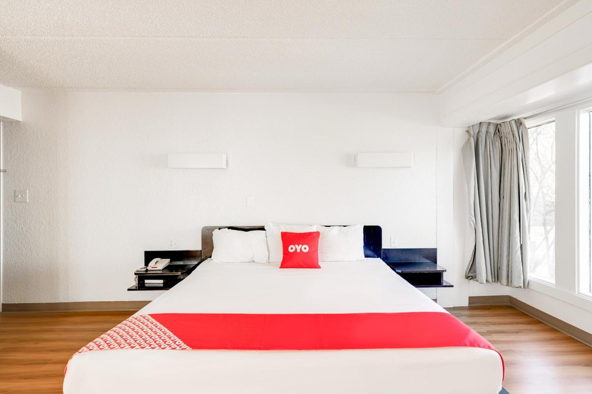 Oyo Hotel Houston Katy Freeway Екстер'єр фото