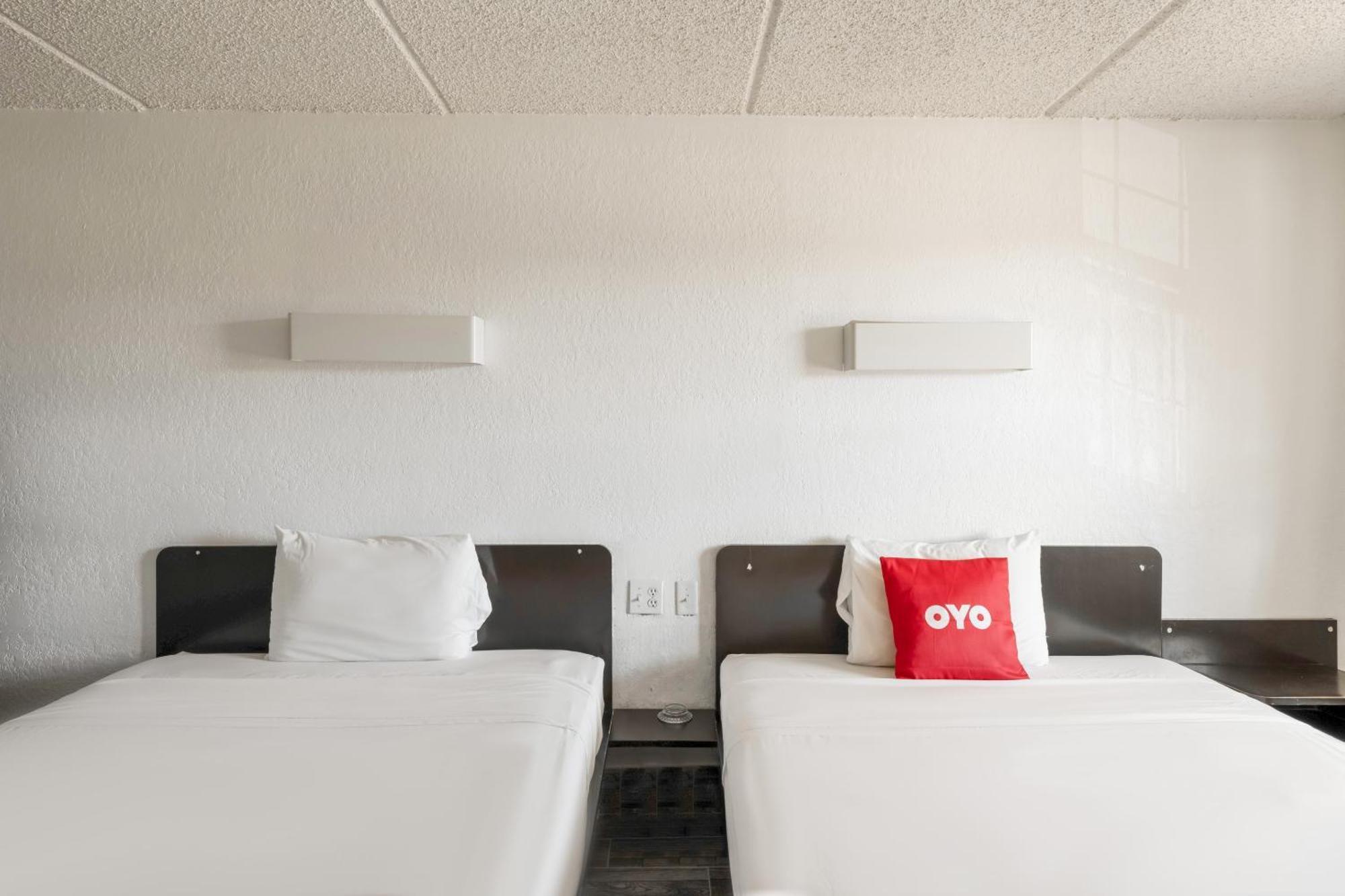 Oyo Hotel Houston Katy Freeway Екстер'єр фото