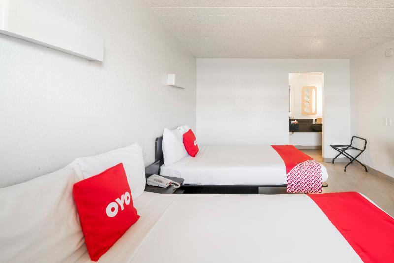 Oyo Hotel Houston Katy Freeway Екстер'єр фото